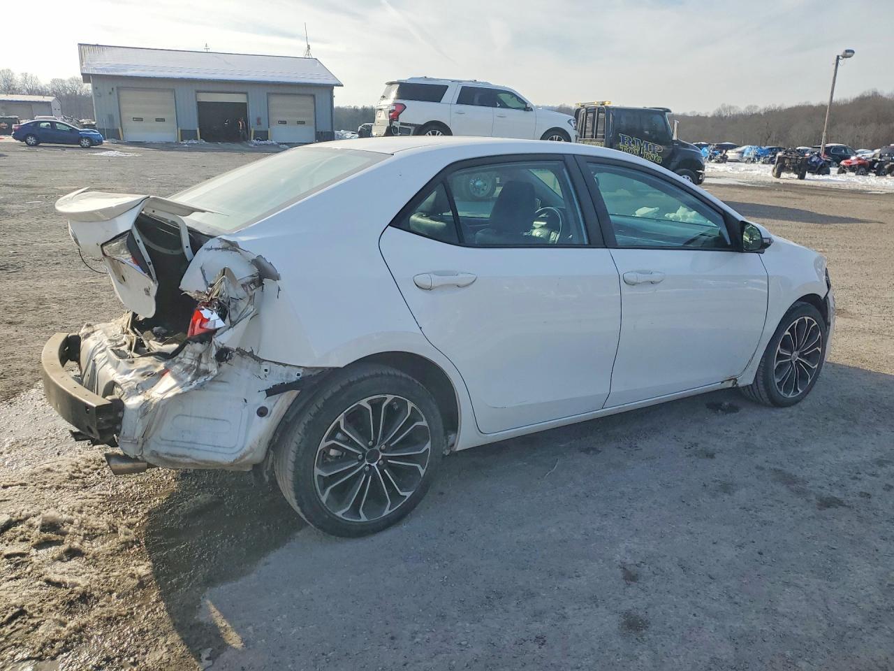 2015 TOYOTA COROLLA