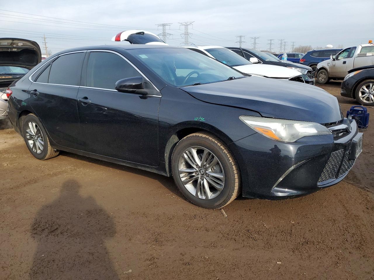 2016 TOYOTA CAMRY