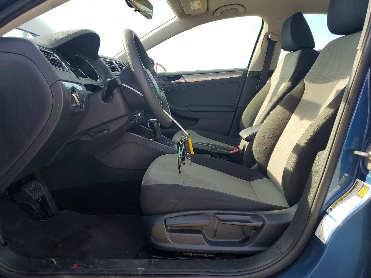2018 VOLKSWAGEN JETTA