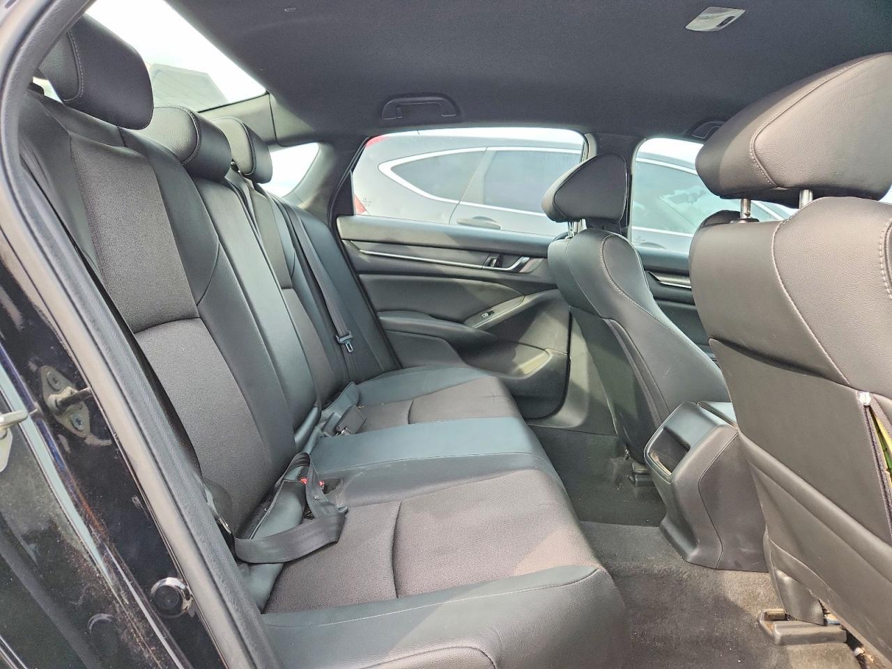 2019 HONDA ACCORD
