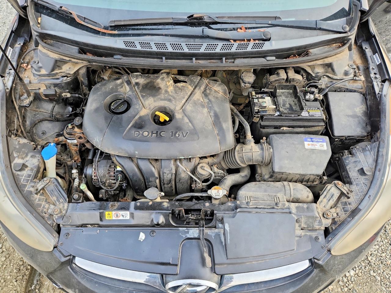 2012 HYUNDAI ELANTRA