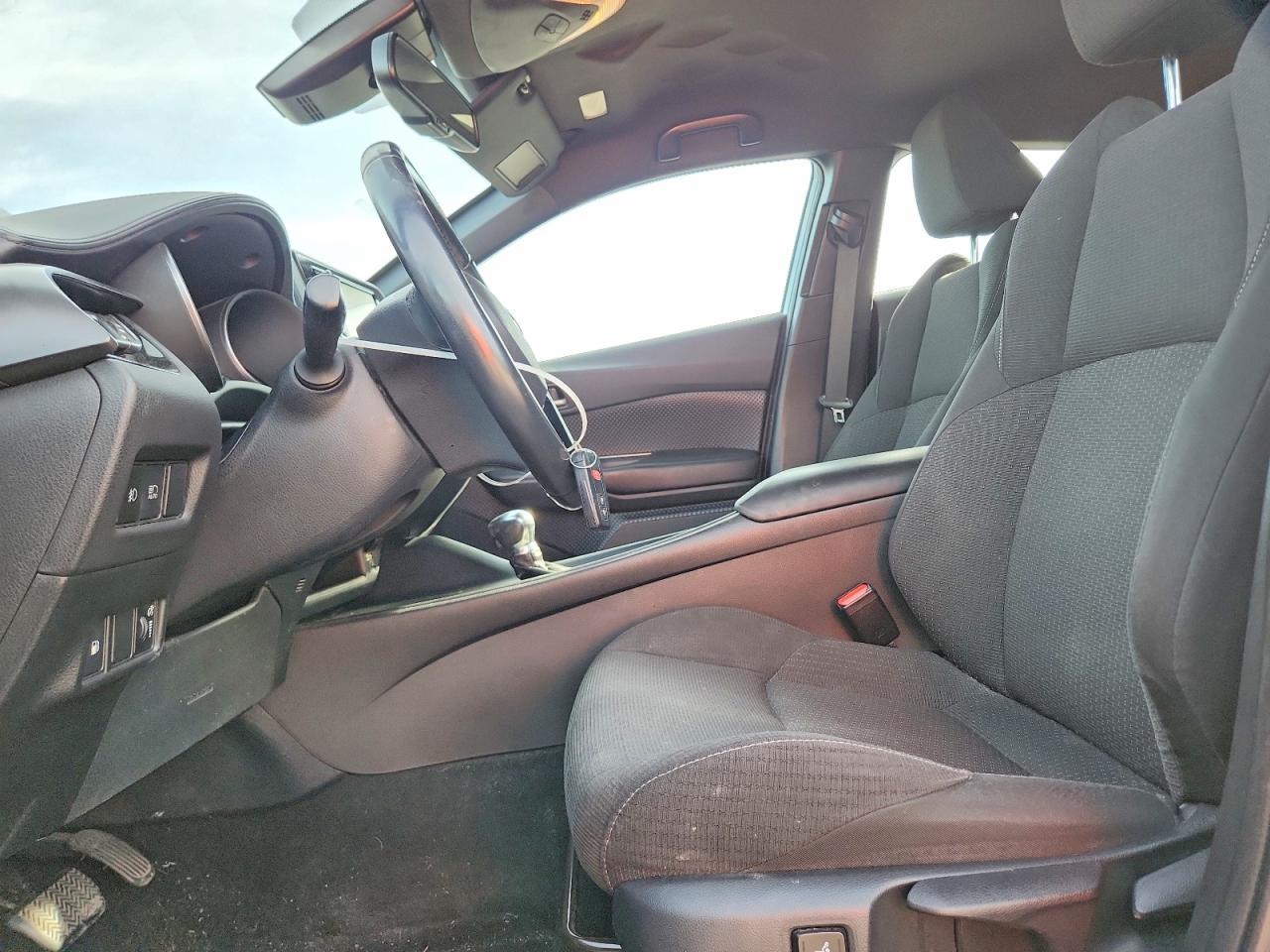 2018 TOYOTA C-HR