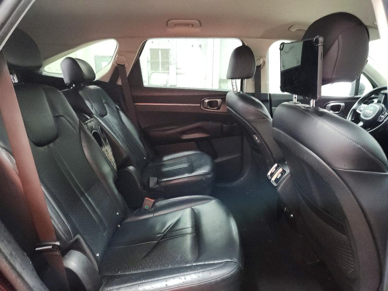 2023 KIA SORENTO