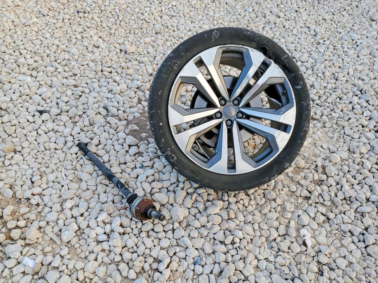 2020 AUDI Q8