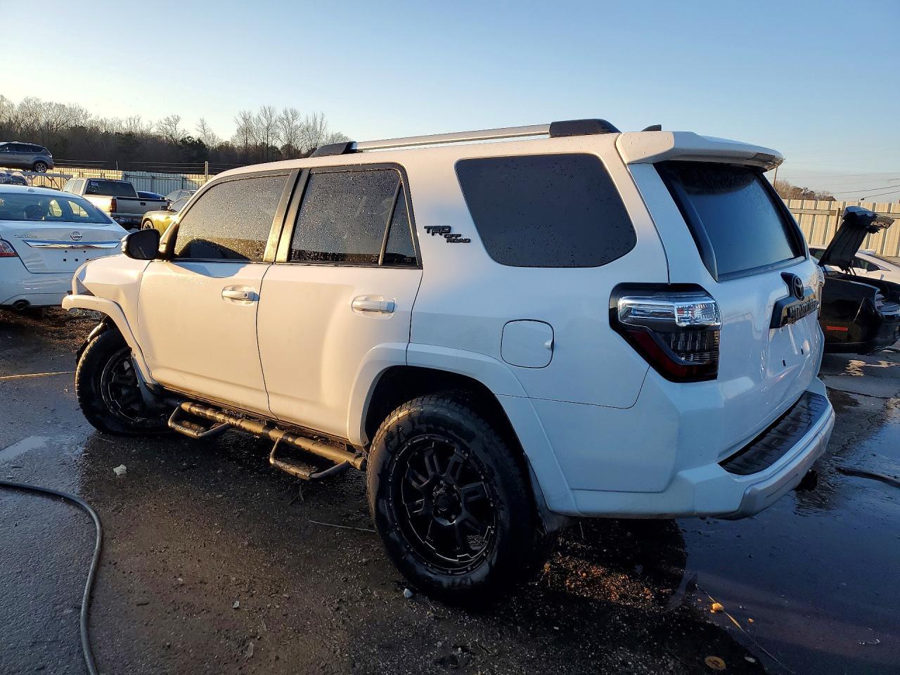 2018 TOYOTA 4Runner