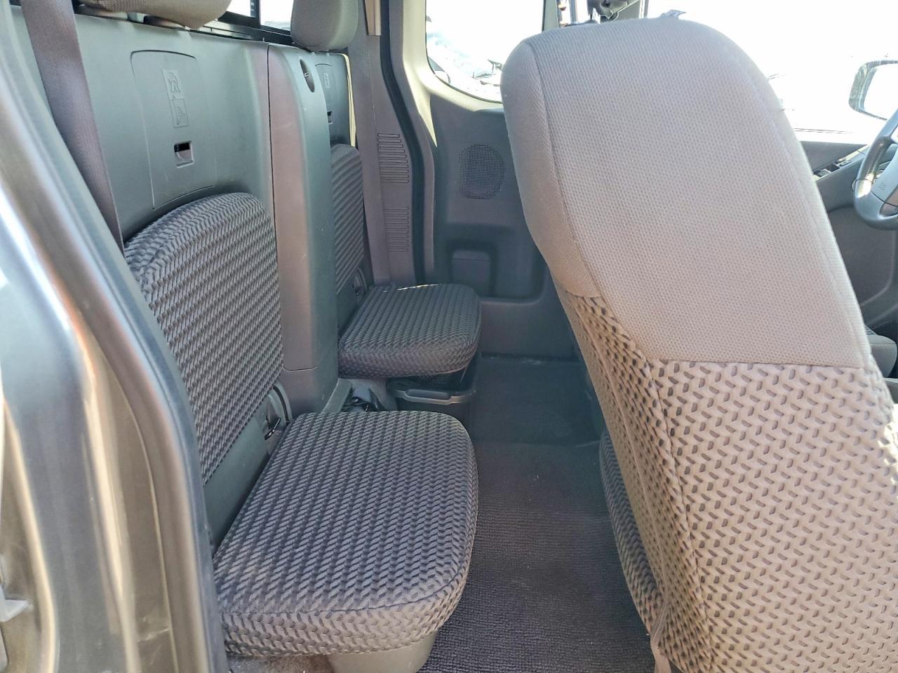 2017 NISSAN Frontier