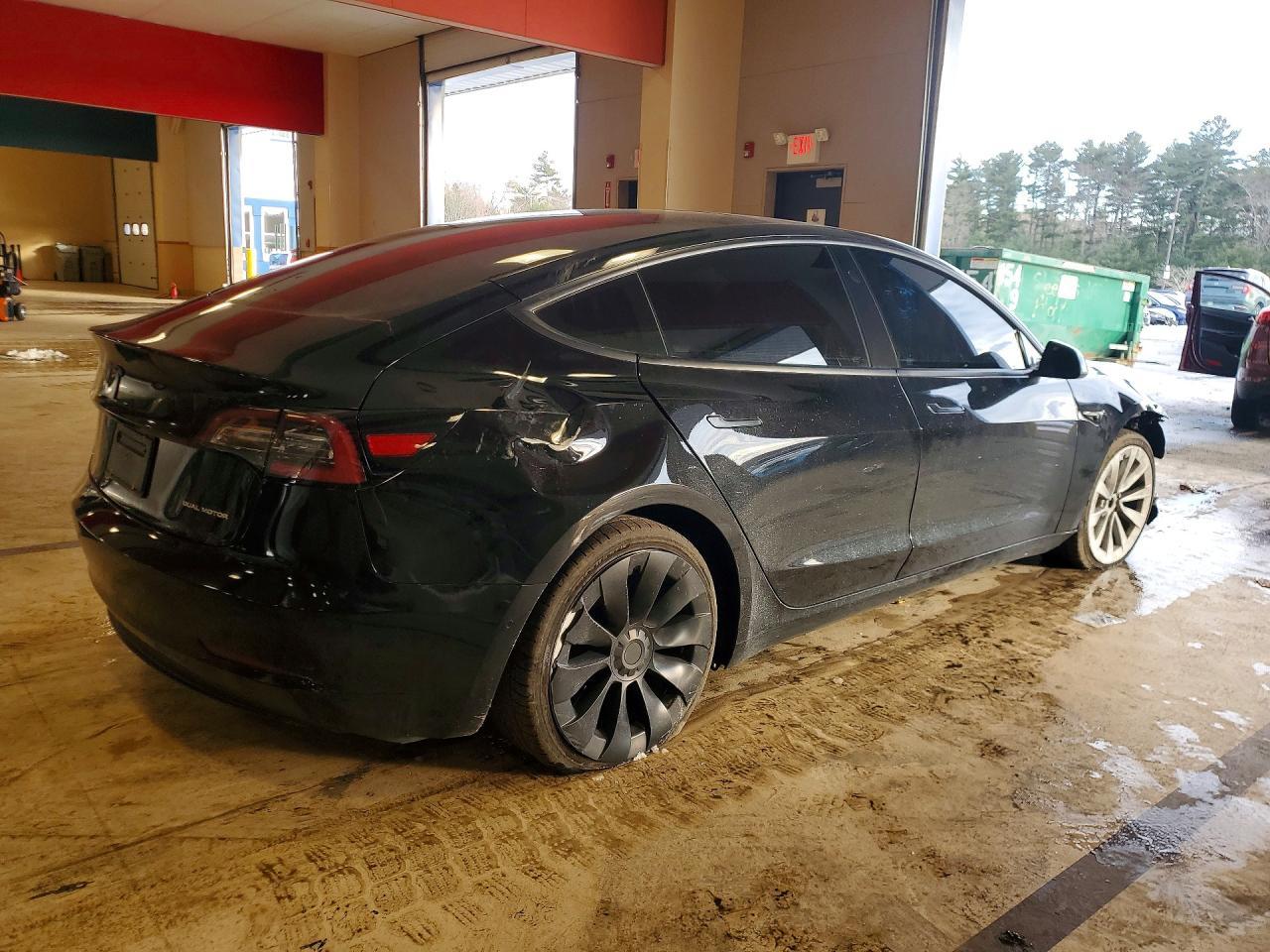2021 TESLA MODEL 3