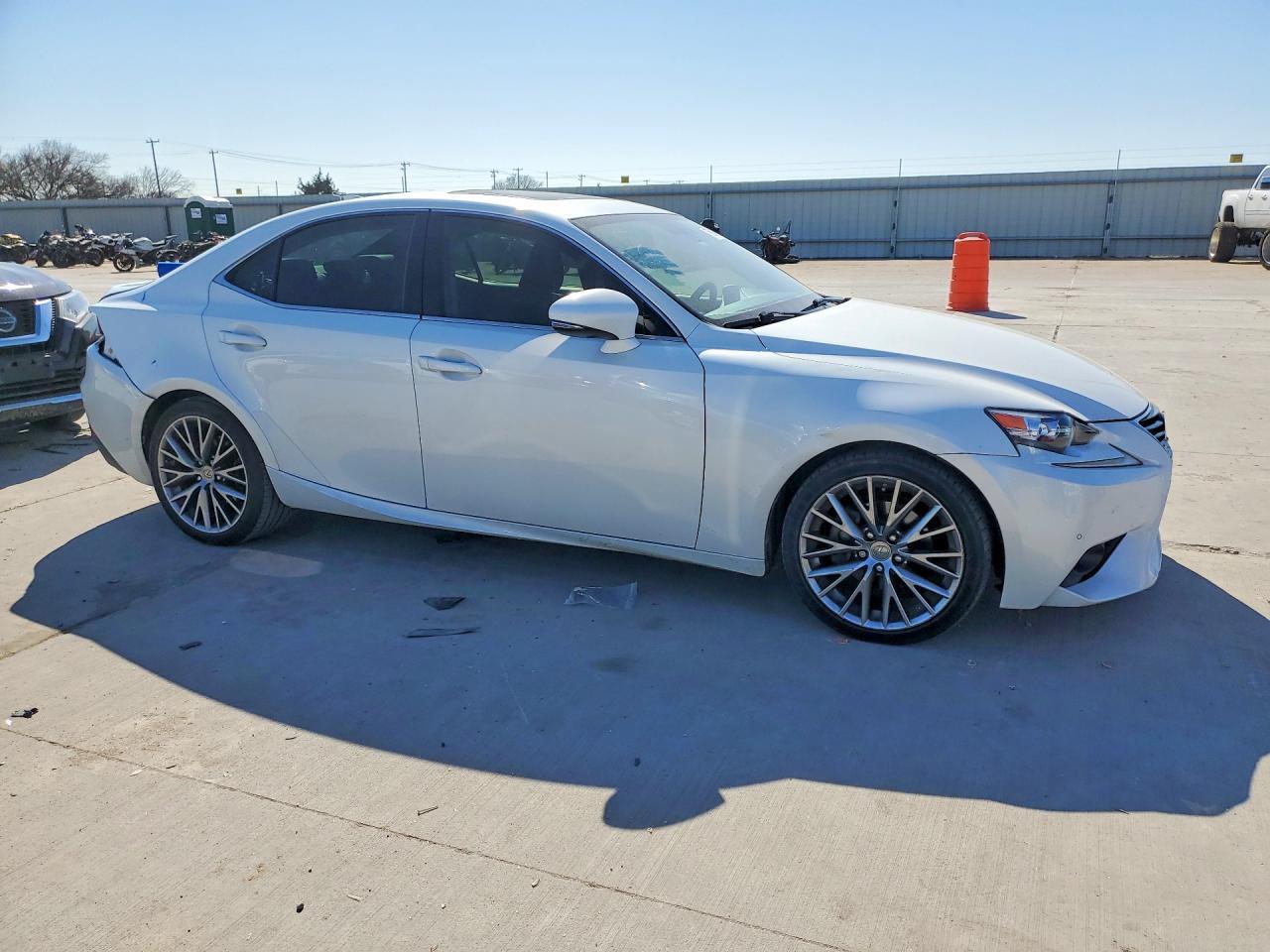 2015 LEXUS IS 250