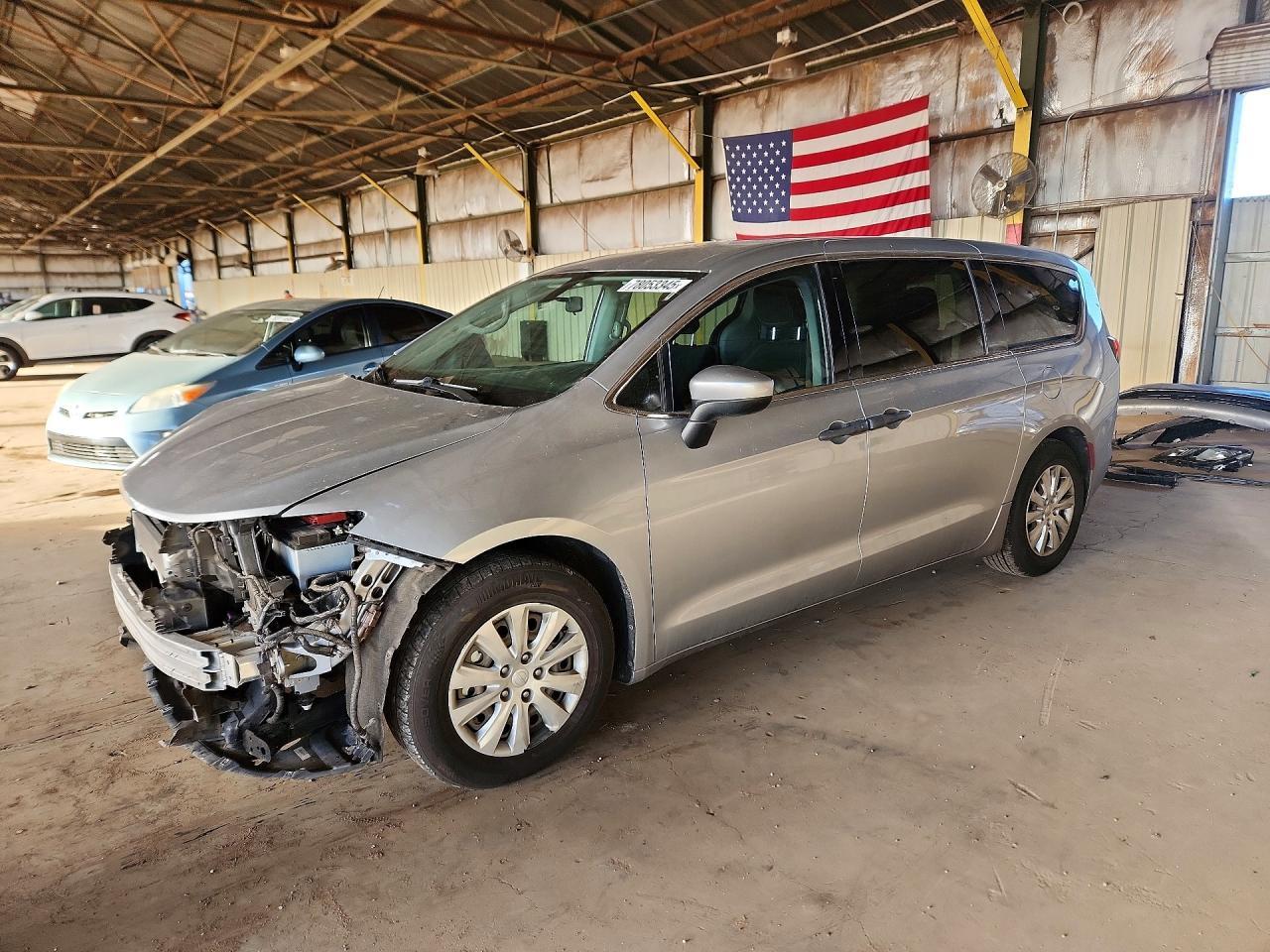 2020 CHRYSLER Voyager