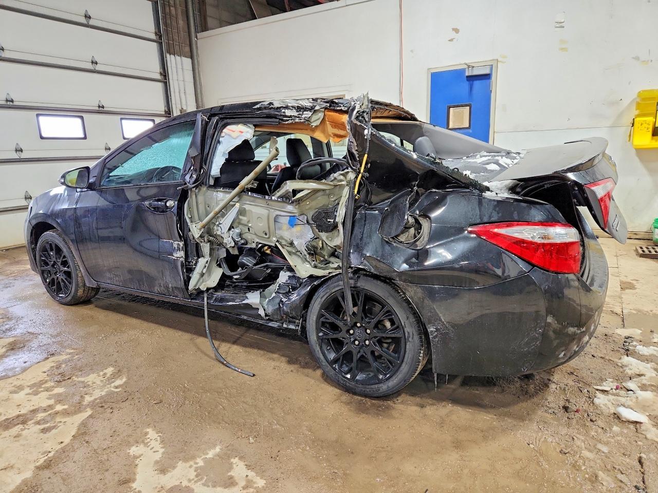 2016 TOYOTA COROLLA