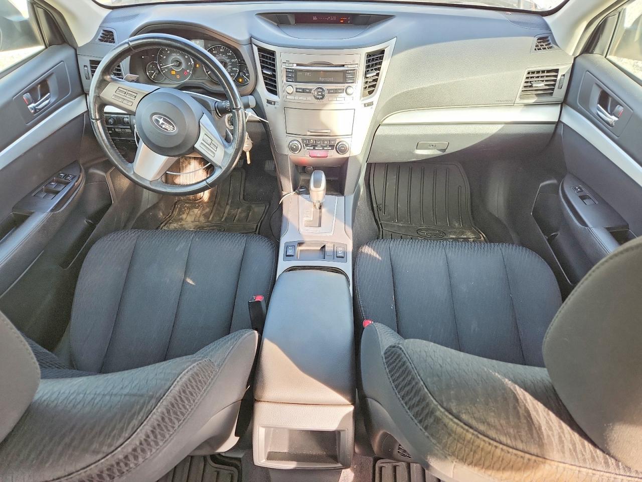 2010 SUBARU Legacy