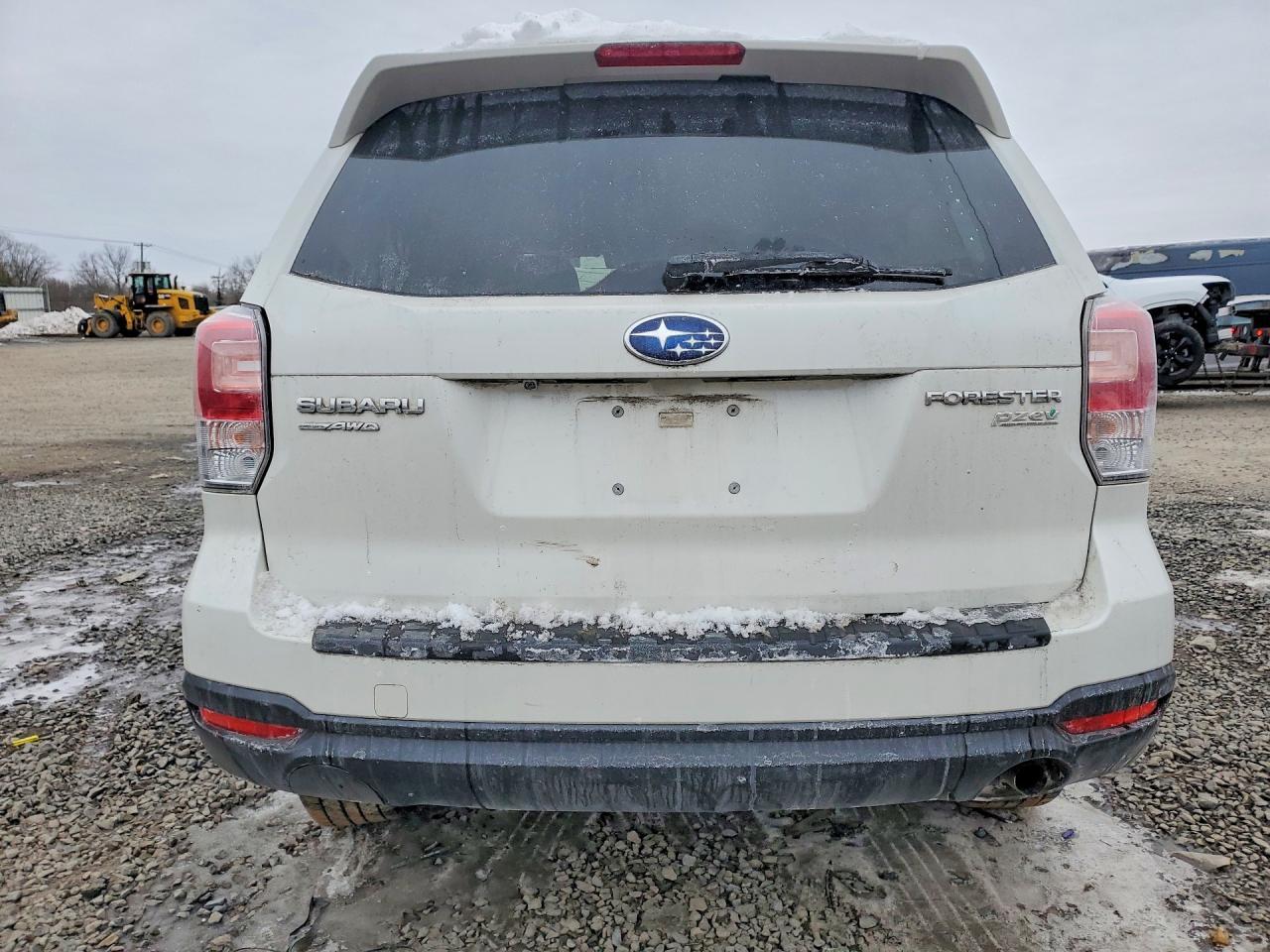 2017 SUBARU FORESTER