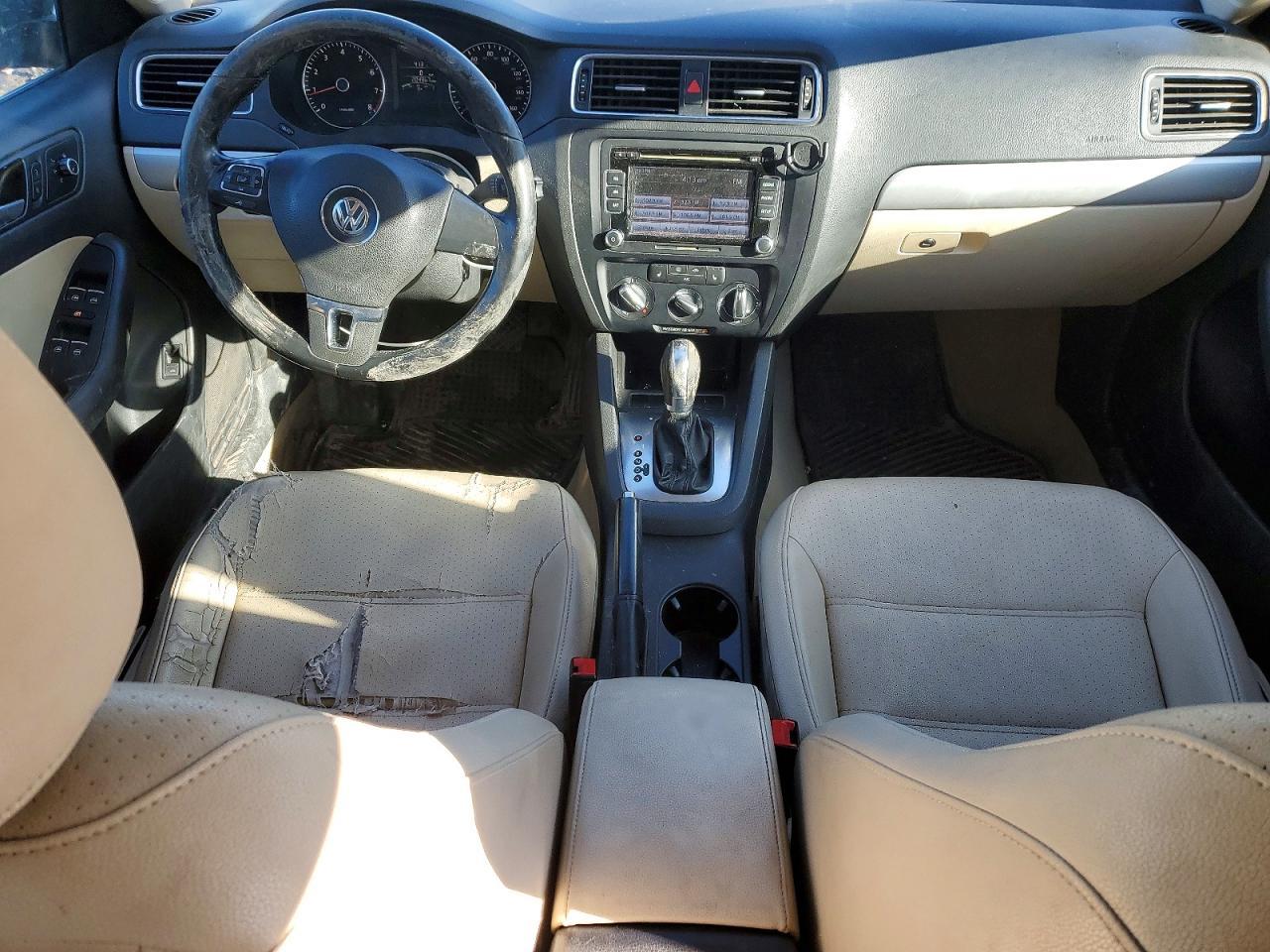 2013 VOLKSWAGEN JETTA