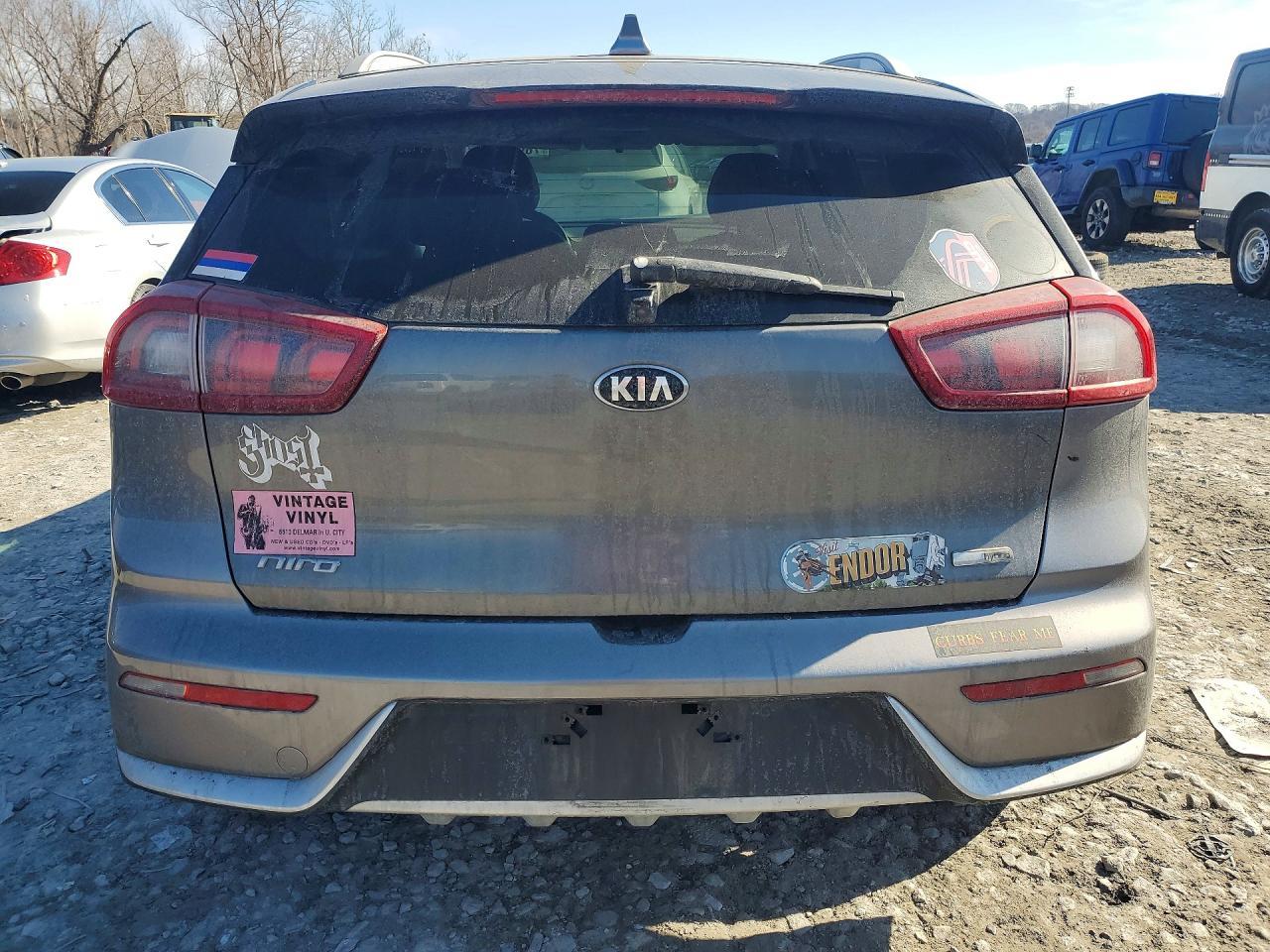 2017 KIA Niro
