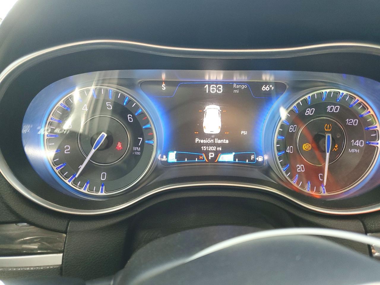 2015 CHRYSLER 300