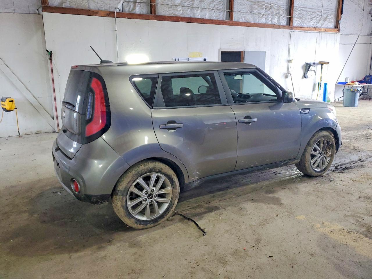 2019 KIA SOUL