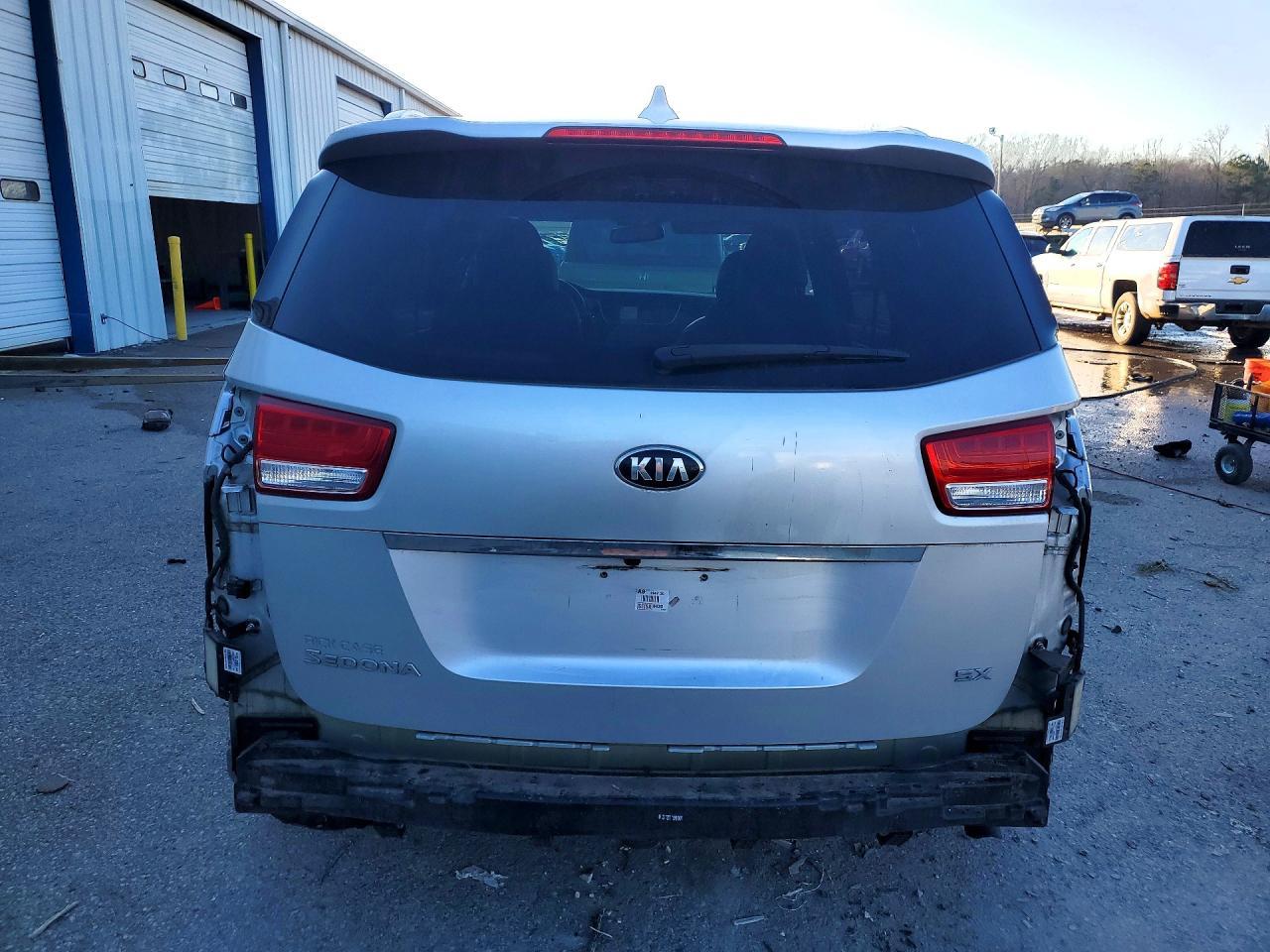 2017 KIA SEDONA