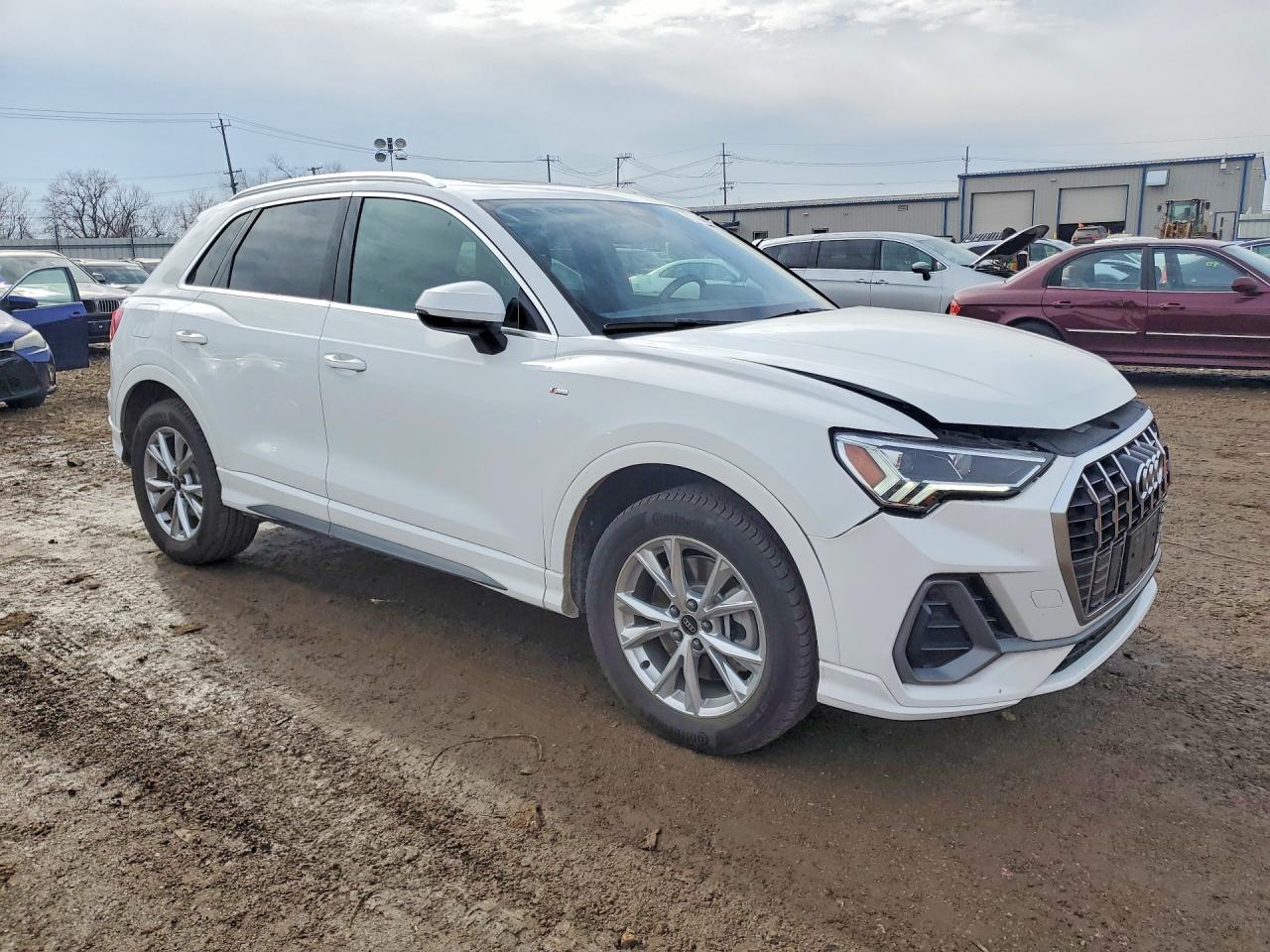 2023 AUDI Q3