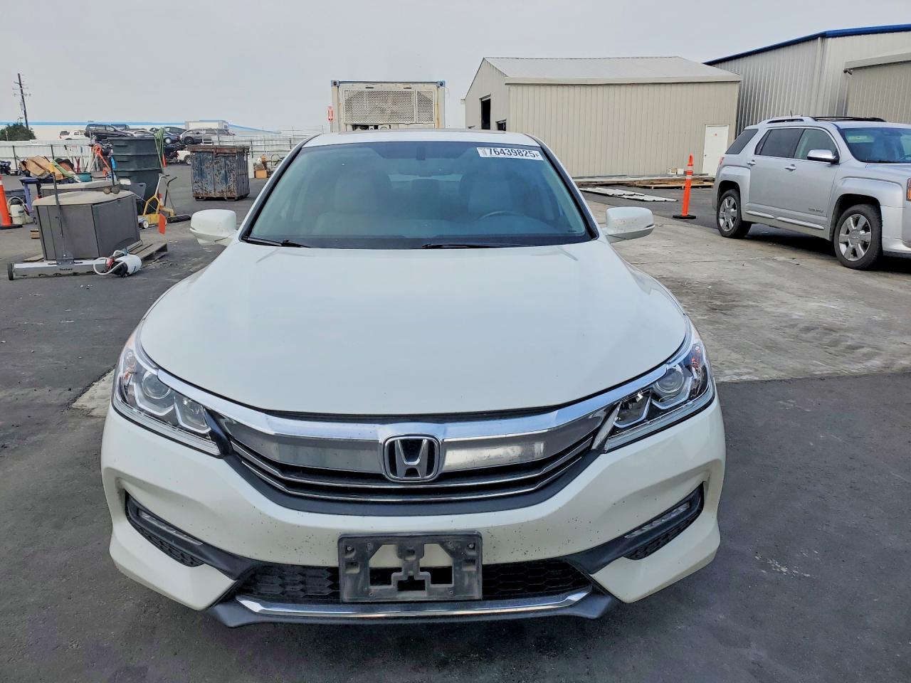 2017 HONDA ACCORD