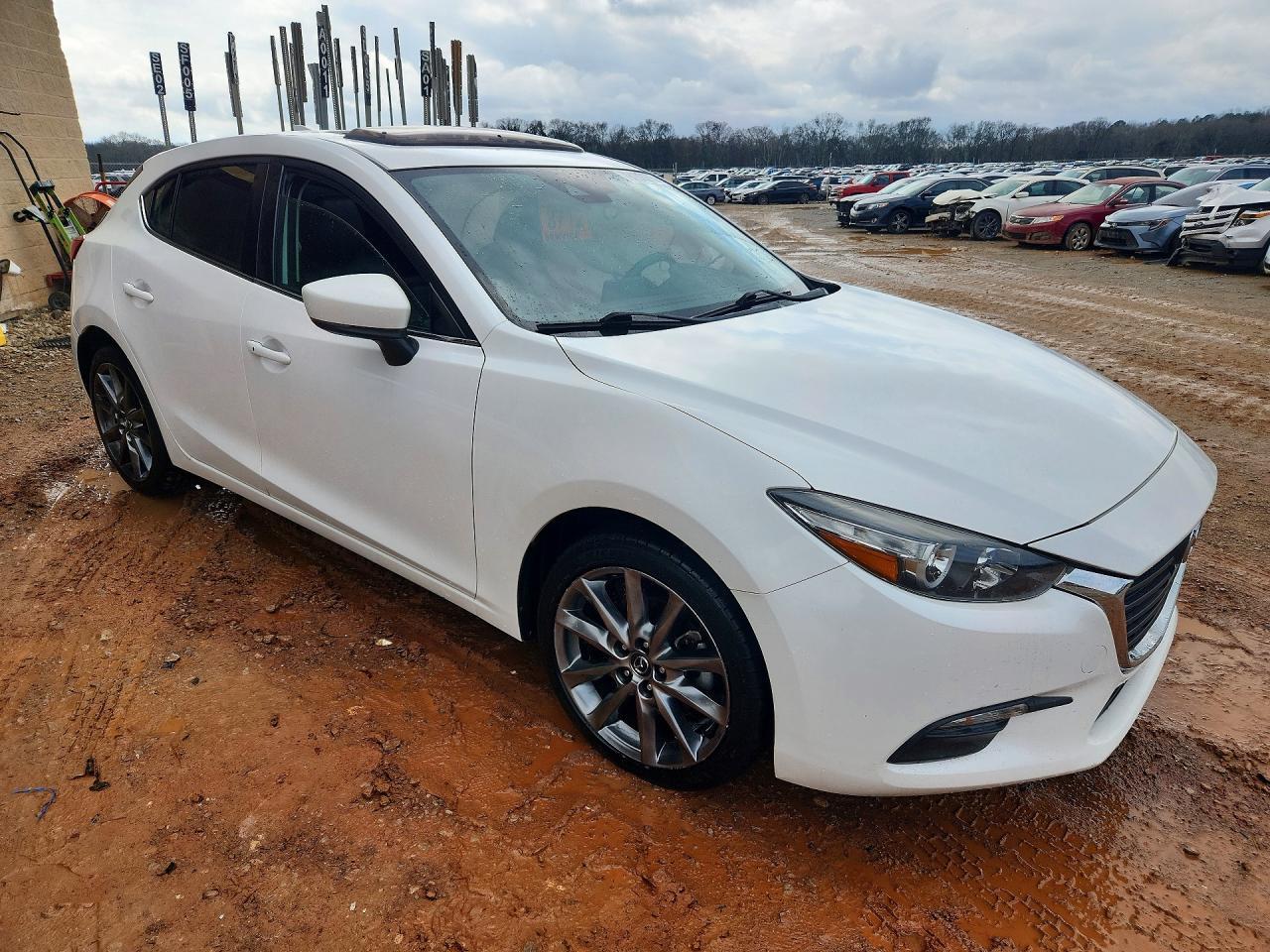 2018 MAZDA 3