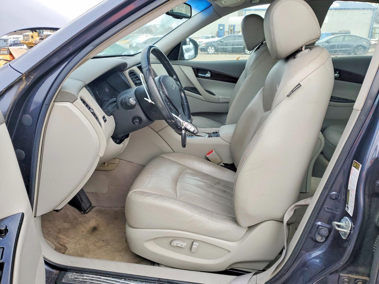2010 INFINITI EX35