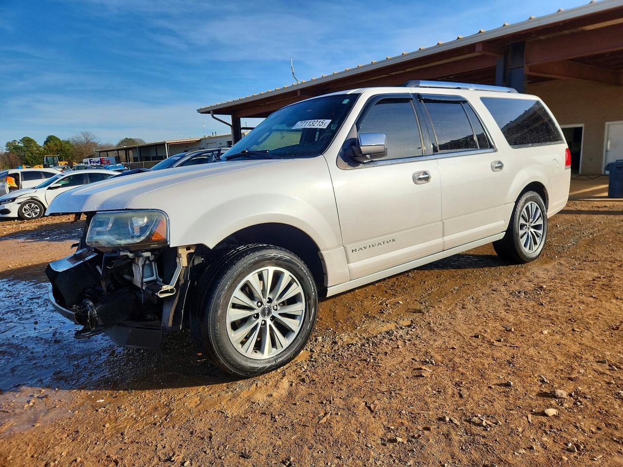 2015 LINCOLN Navigator