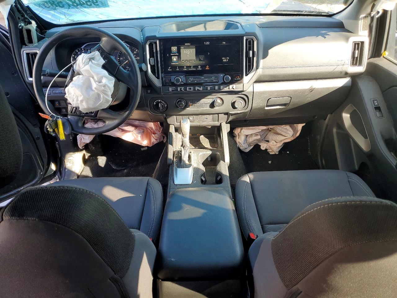 2025 NISSAN Frontier