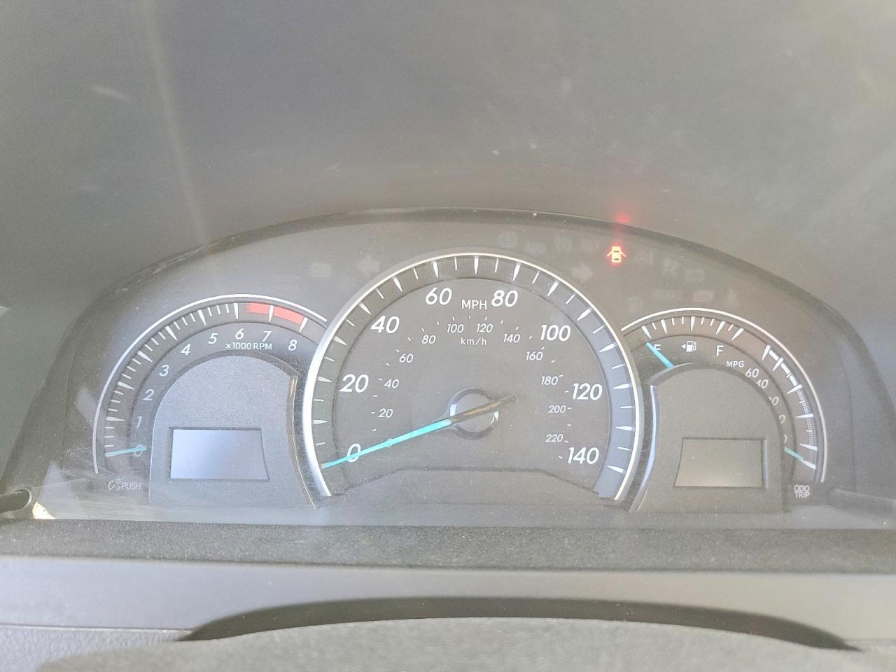 2012 TOYOTA CAMRY