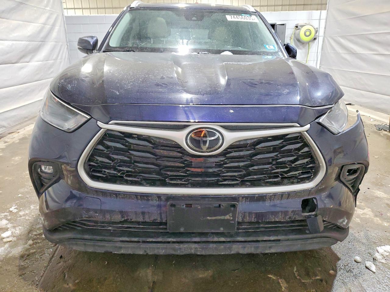 2022 TOYOTA HIGHLANDER