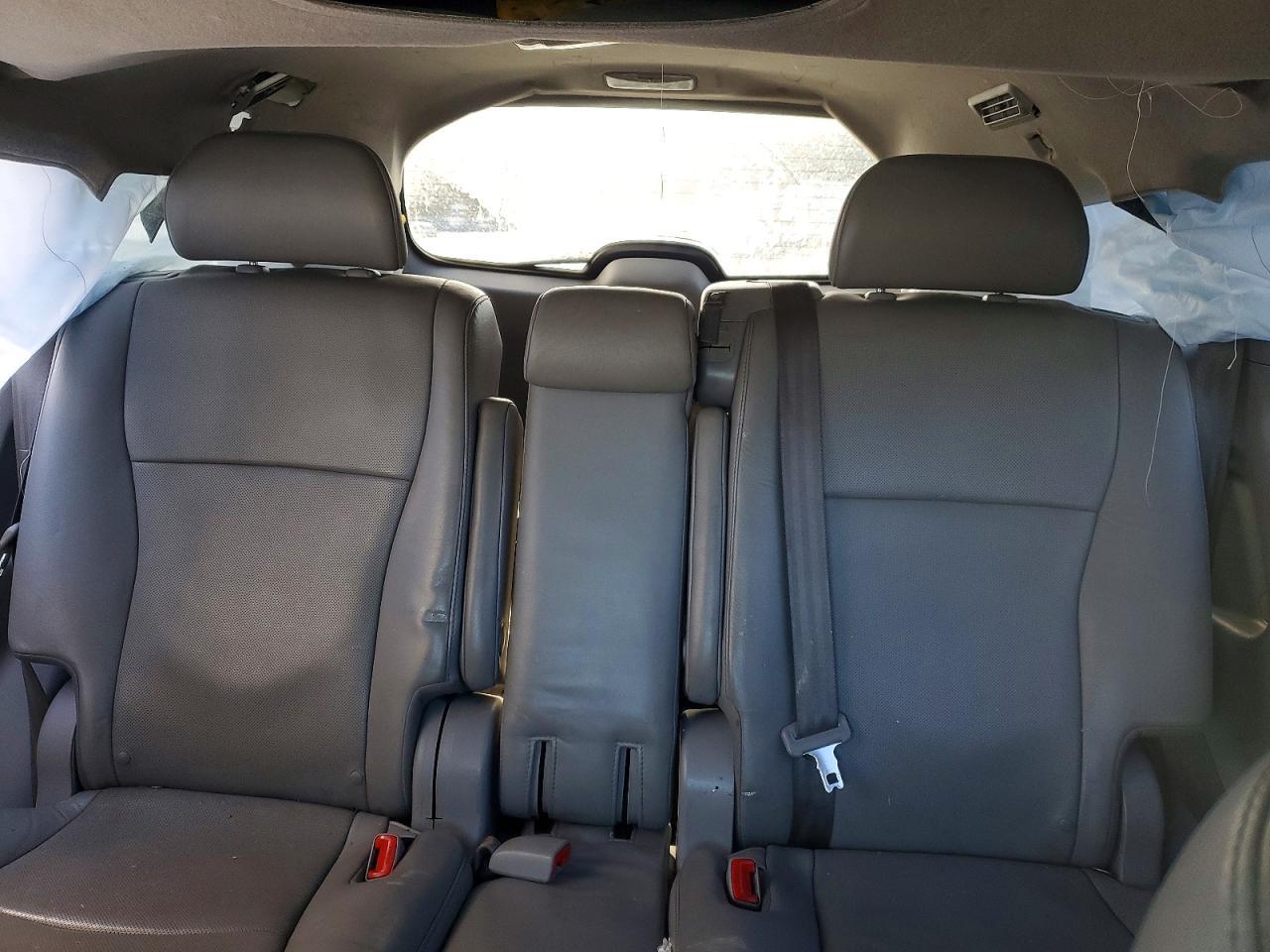 2013 TOYOTA HIGHLANDER