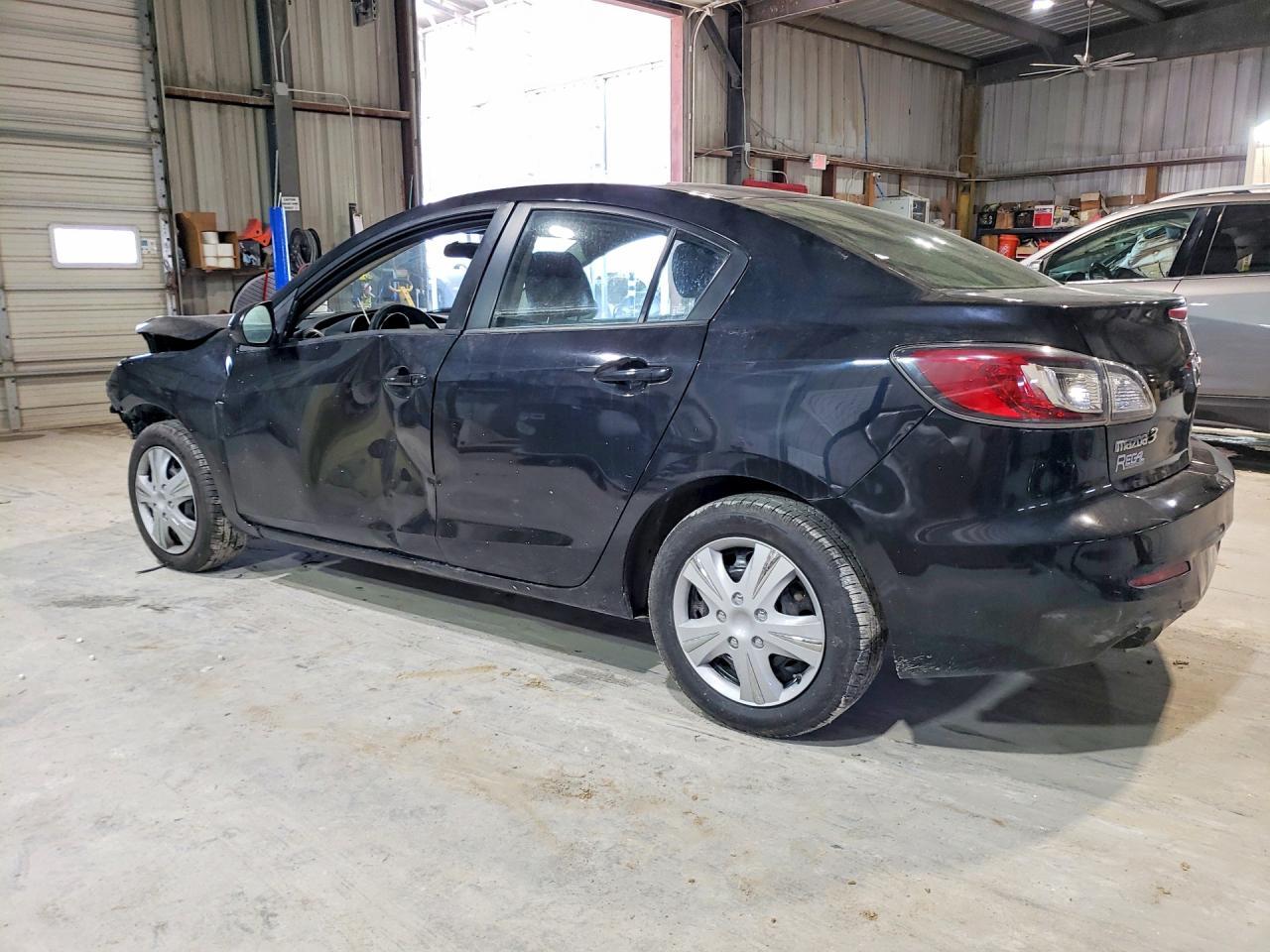 2013 MAZDA 3