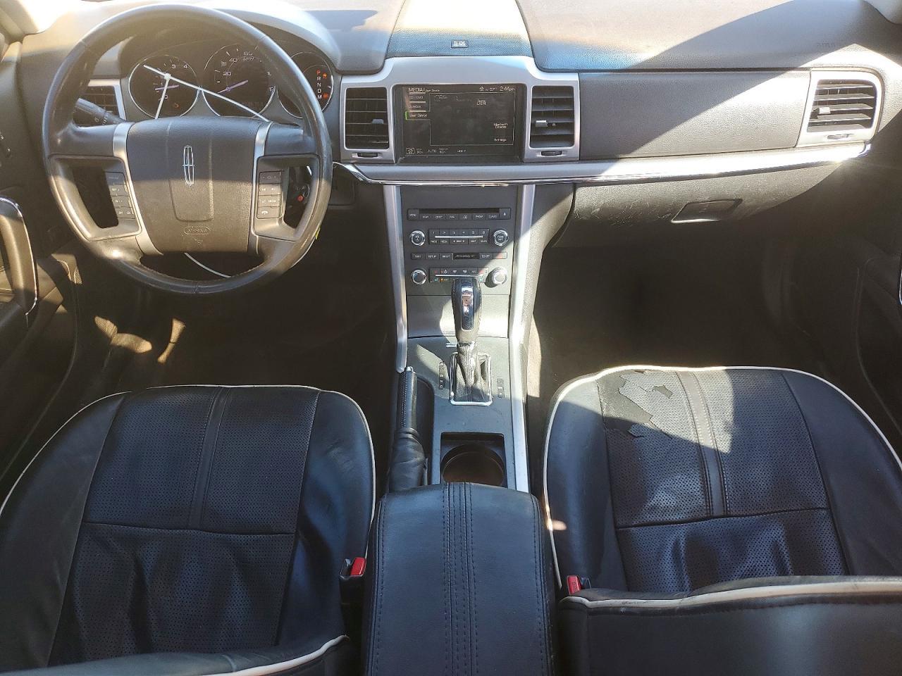 2011 LINCOLN MKZ