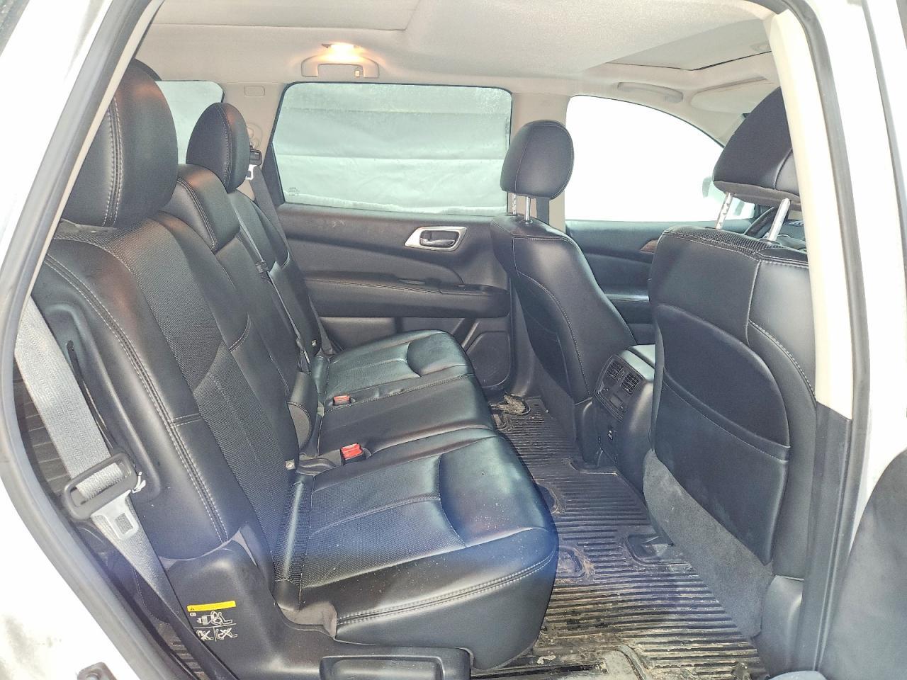 2017 NISSAN PATHFINDER