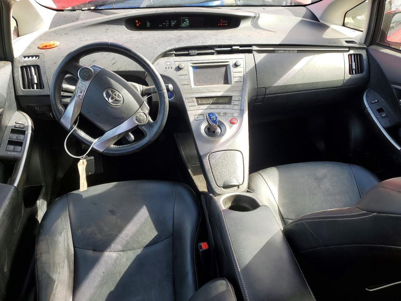 2015 TOYOTA PRIUS