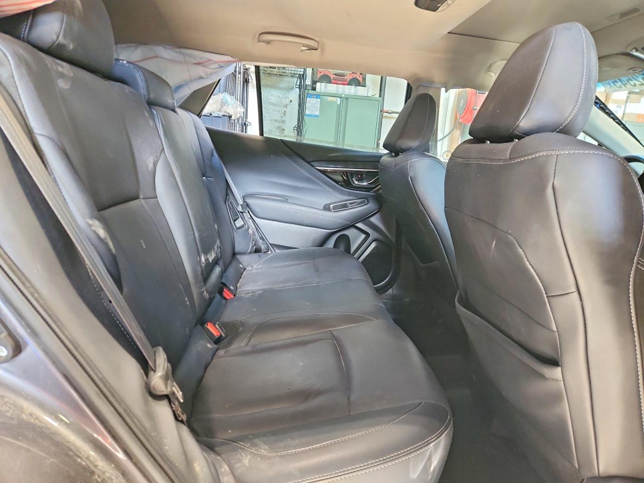 2022 SUBARU Outback