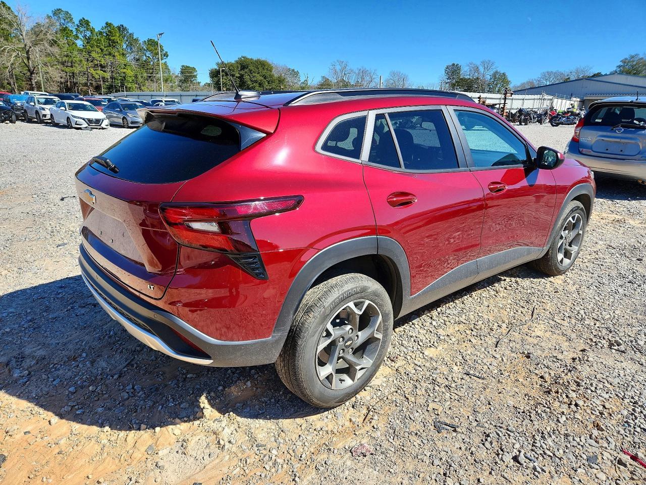 2025 CHEVROLET TRAX