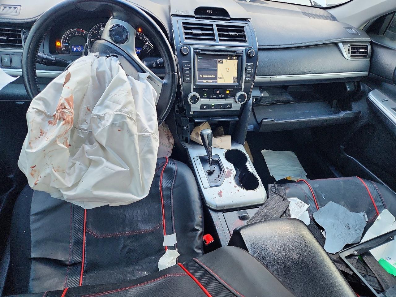 2014 TOYOTA CAMRY