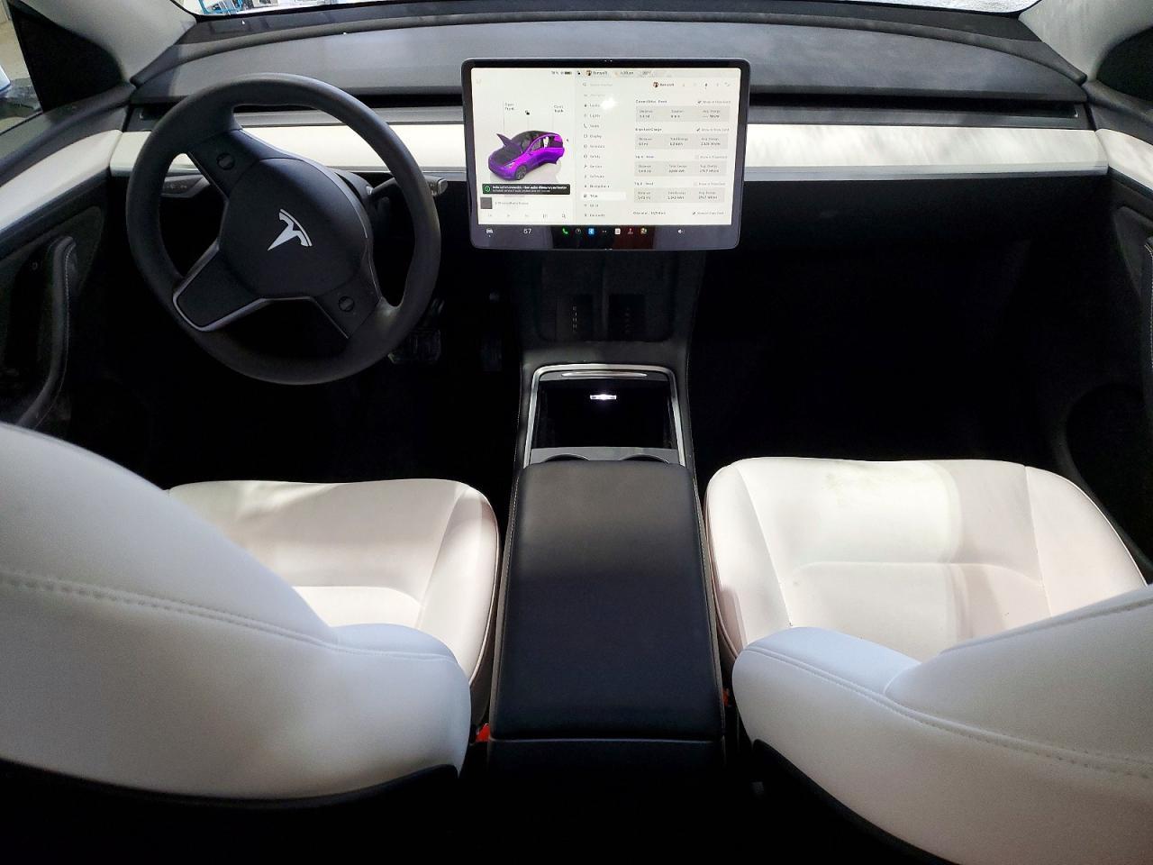 2025 TESLA MODEL Y