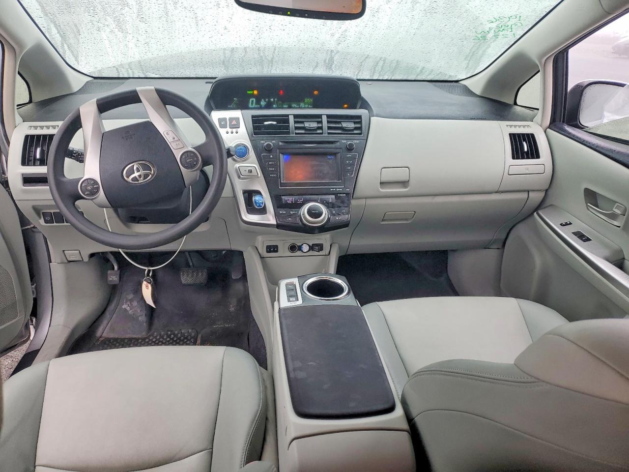 2012 TOYOTA PRIUS V