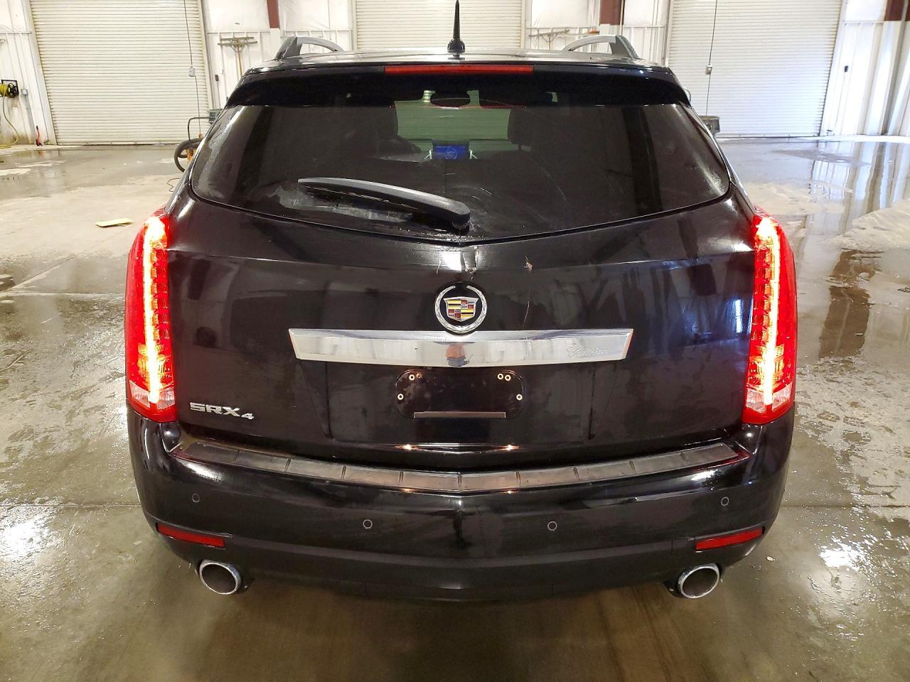 2010 CADILLAC SRX