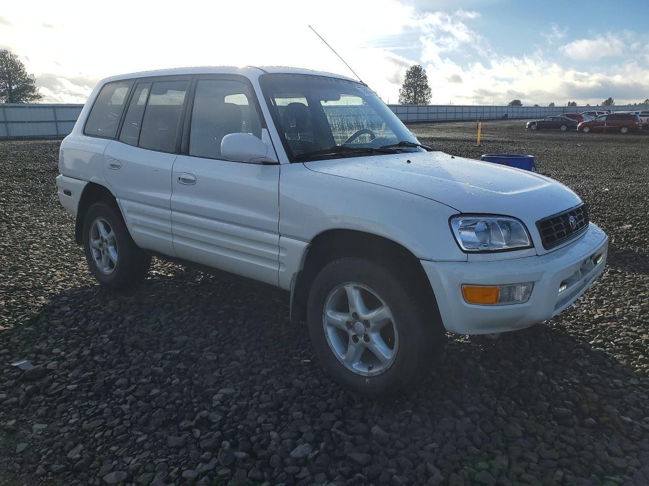 1999 TOYOTA RAV4