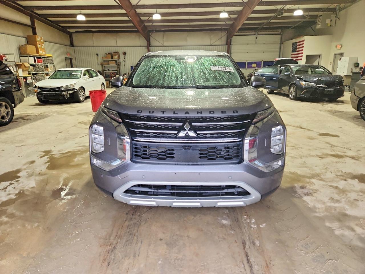2022 MITSUBISHI outlander