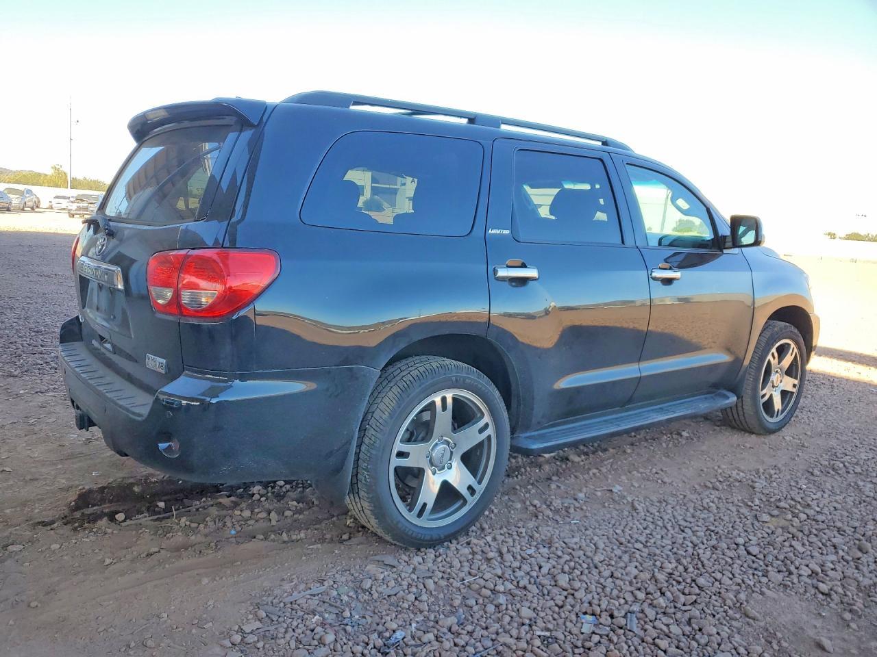 2010 TOYOTA Sequoia