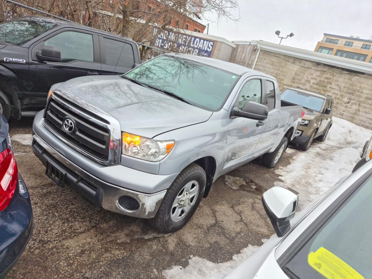2011 TOYOTA TUNDRA