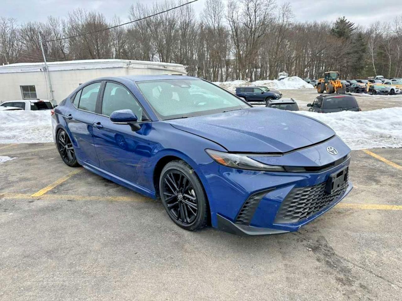2025 TOYOTA CAMRY