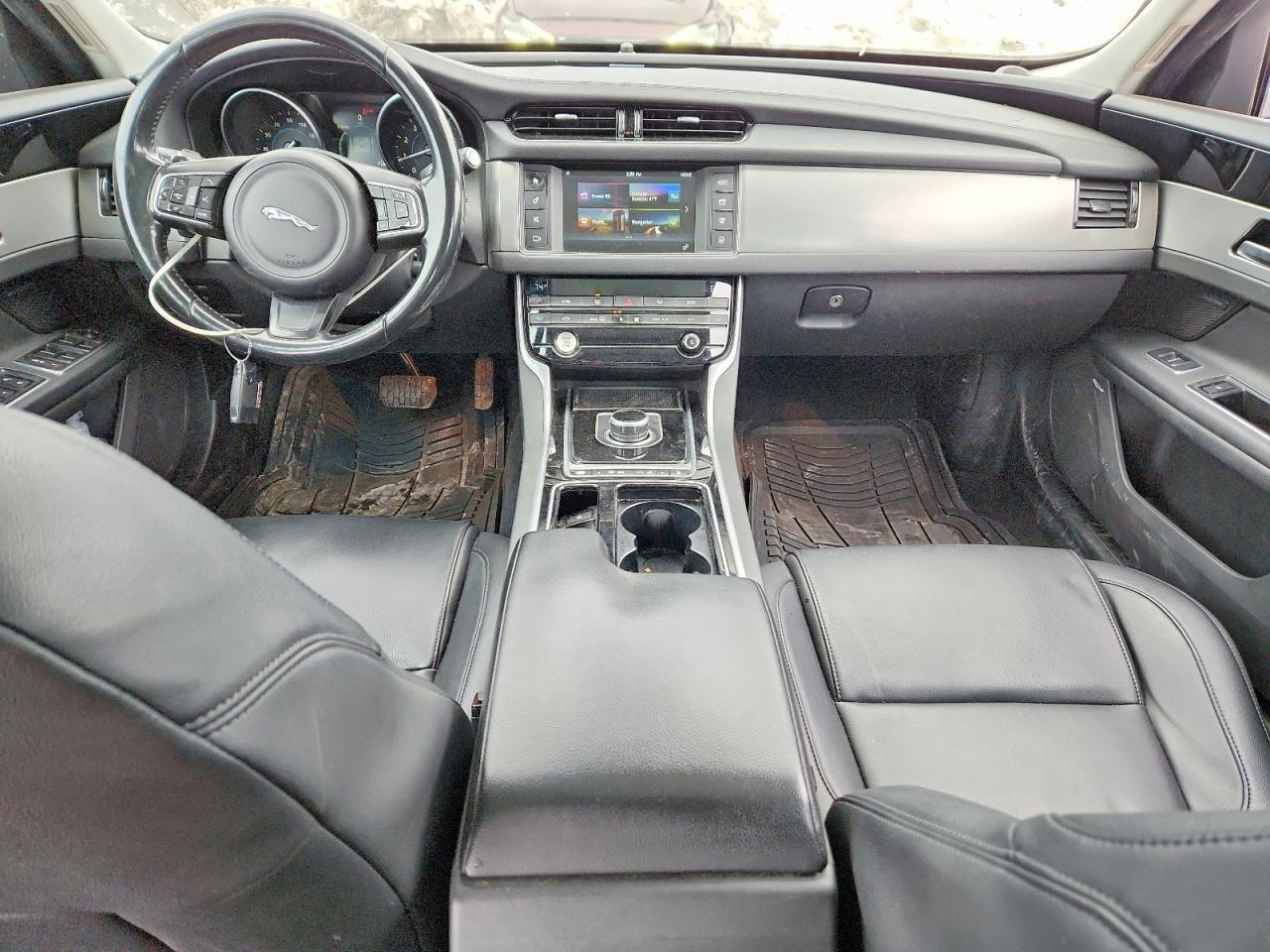 2017 JAGUAR XF