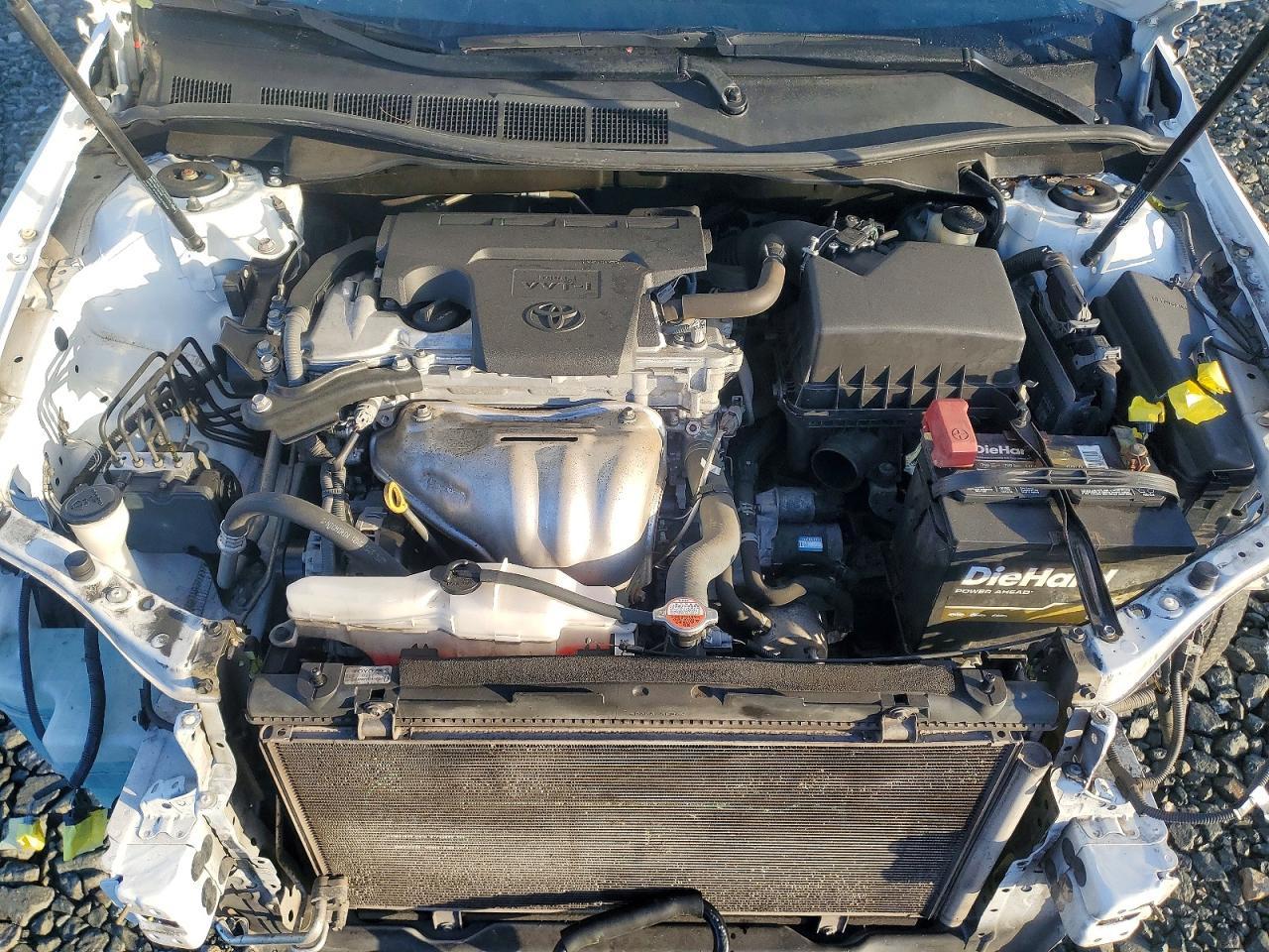 2016 TOYOTA CAMRY