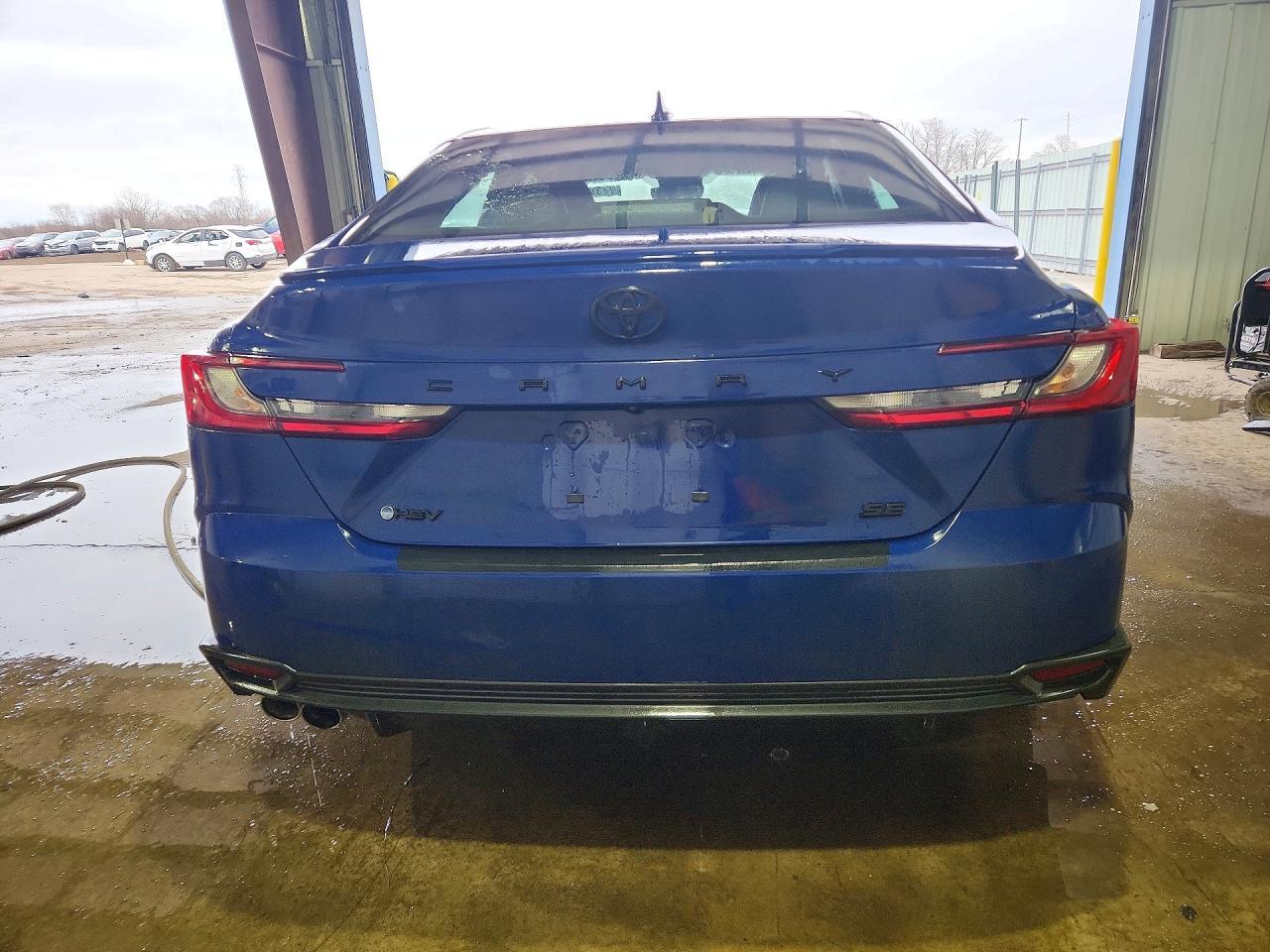 2025 TOYOTA CAMRY