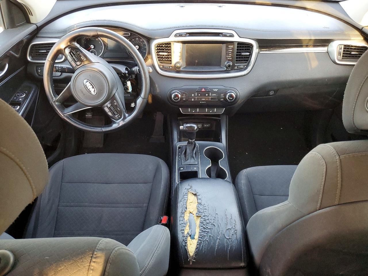2017 KIA SORENTO