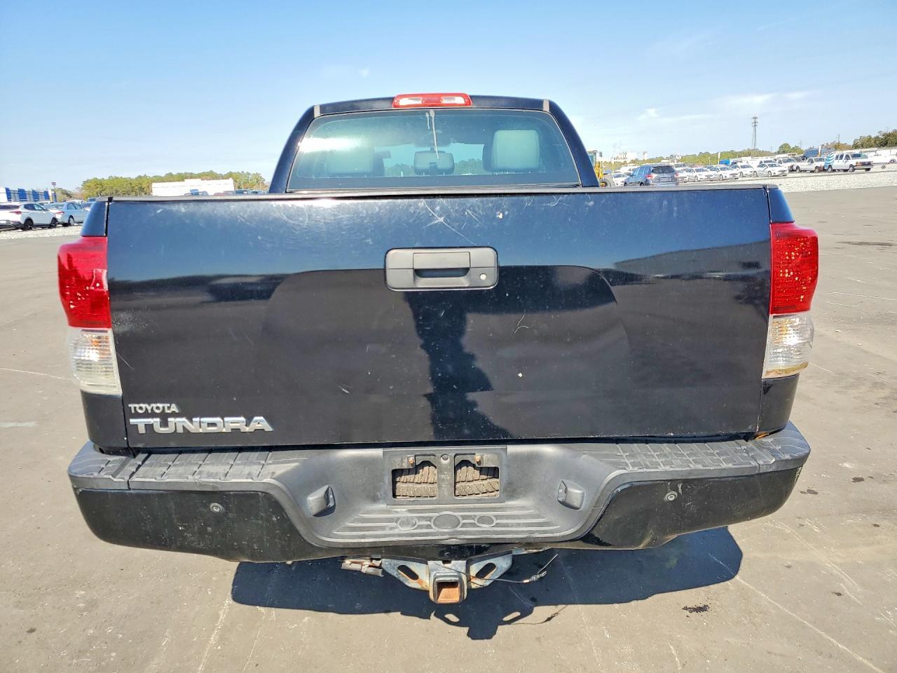 2011 TOYOTA TUNDRA